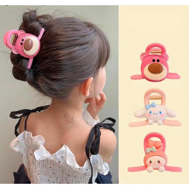 Set 4 Kẹp Tóc Càng Cua Cho Bé Hình Gấu Dâu Dễ Thương