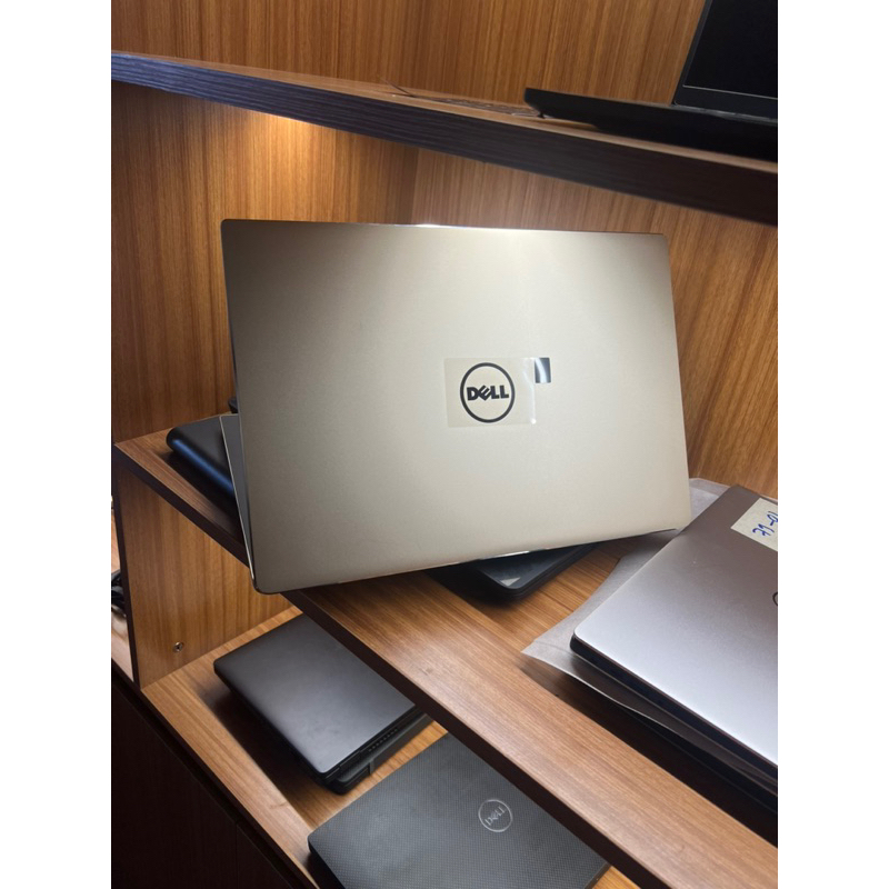 Laptop Dell Inspiron 7572 Core i5-8250U Ram 16G VGA MX150, 15.6 FHD IPS Vỏ Nhôm Cao Cấp 99%