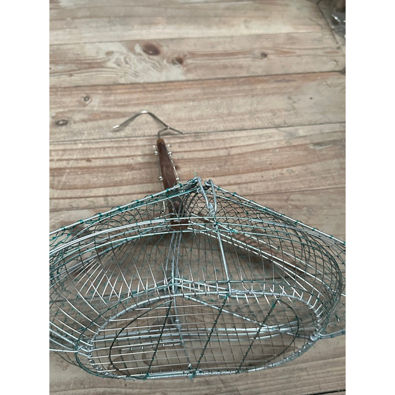 Lồng bẫy chim hút mât chim khuyên đà nẵng chất liệu inox kèm trục gỗ cứng siêu nhạy bén