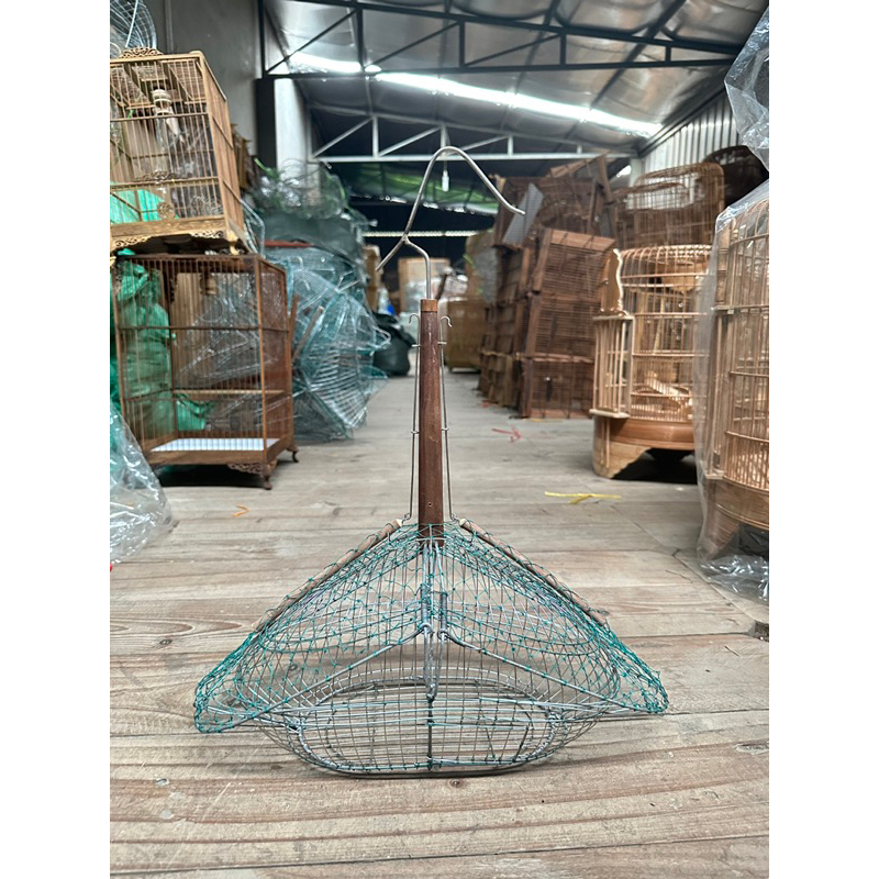 Lồng bẫy chim hút mât chim khuyên đà nẵng chất liệu inox kèm trục gỗ cứng siêu nhạy bén