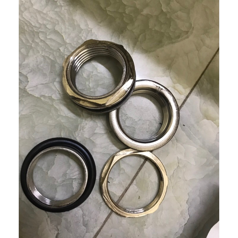 Ren bồn nước nhựa +inox