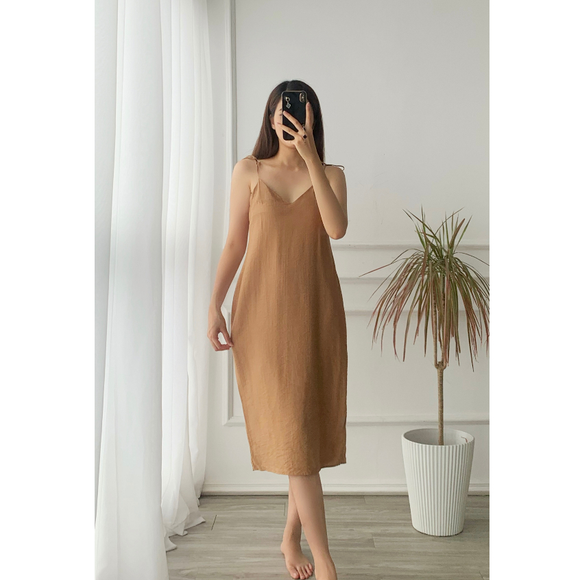 Đầm hai dây dáng dài chất đũi cao cấp mềm mát, Váy đũi 2 dây Melli Homewear V07