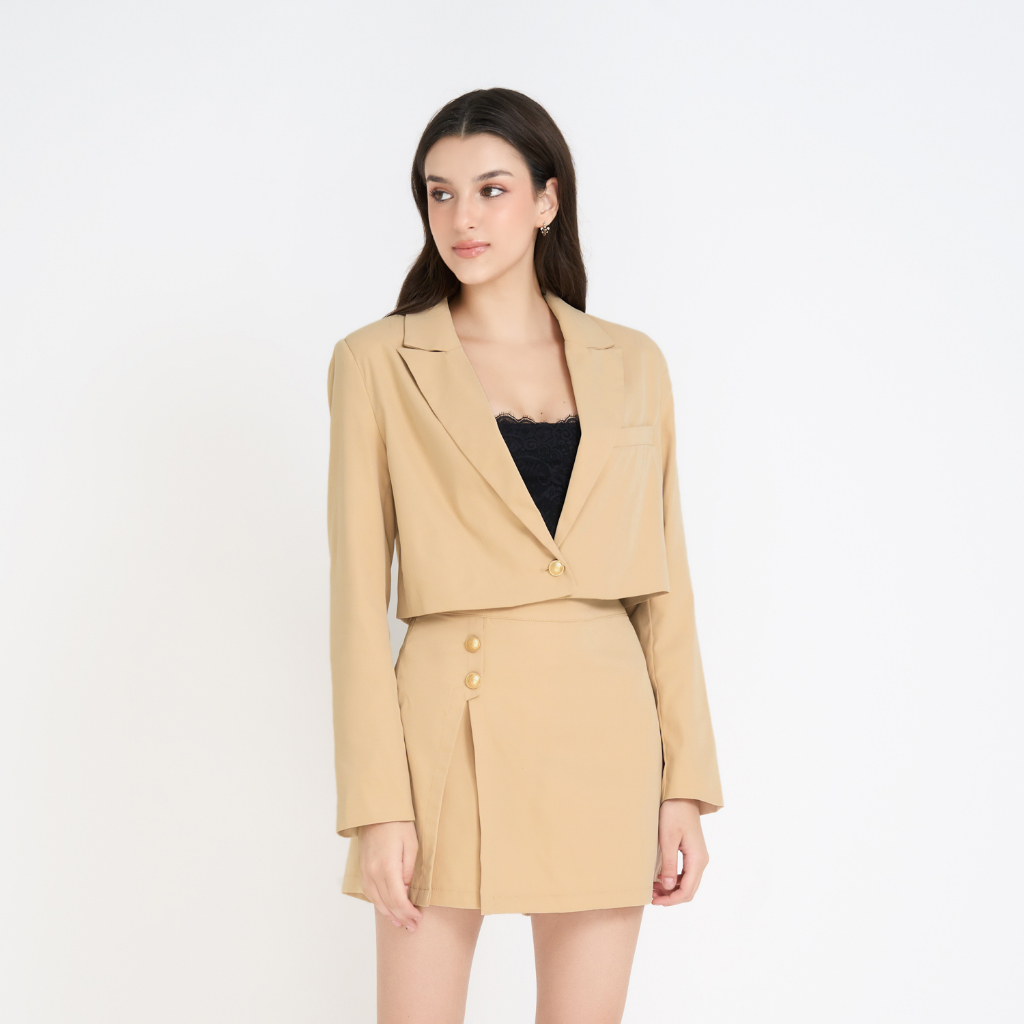 Áo blazer croptop kaki Maybi