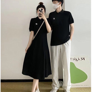 Đầm thun đôi cổ polo form dài dáng xoè in chữ R + Áo thun nam cổ bẻ phối hợp in chữ R