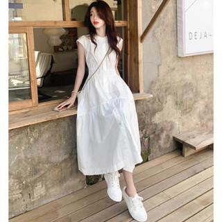 Đầm váy trắng tinh khôi cổ trụ chiết eo dáng dài dạo phố