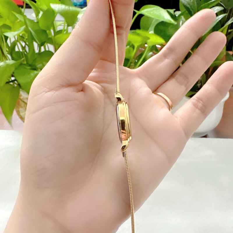 Đồng hồ nữ si nhật dáng dây lụa hiệu Estate