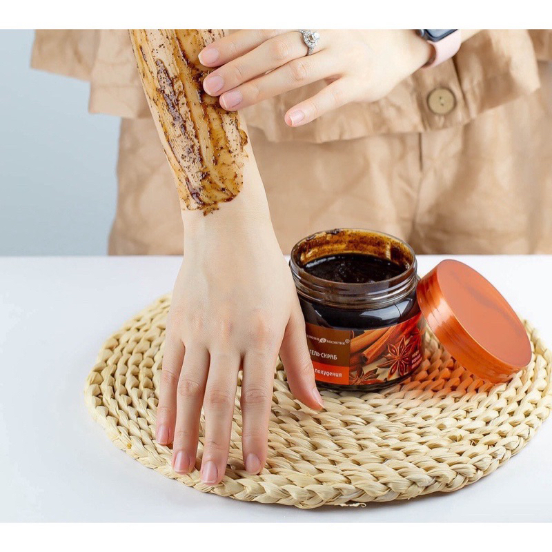 Tẩy tế bào chết quế hồi và cà phê Exclusive Cosmetics Body Gel Scrub tẩy da chết và giảm mụn cơ thể 380g