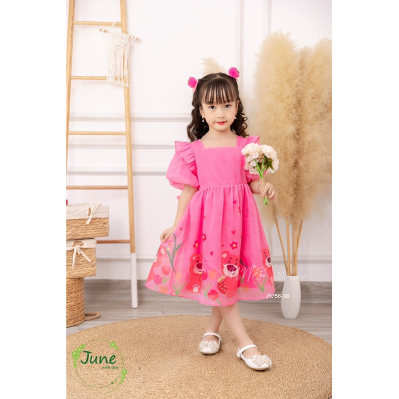 Đầm công chúa màu hồng in hình gấu dâu June with love