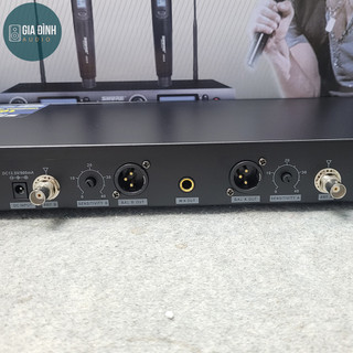 Micro không dây Shure UGX9 Loại 1