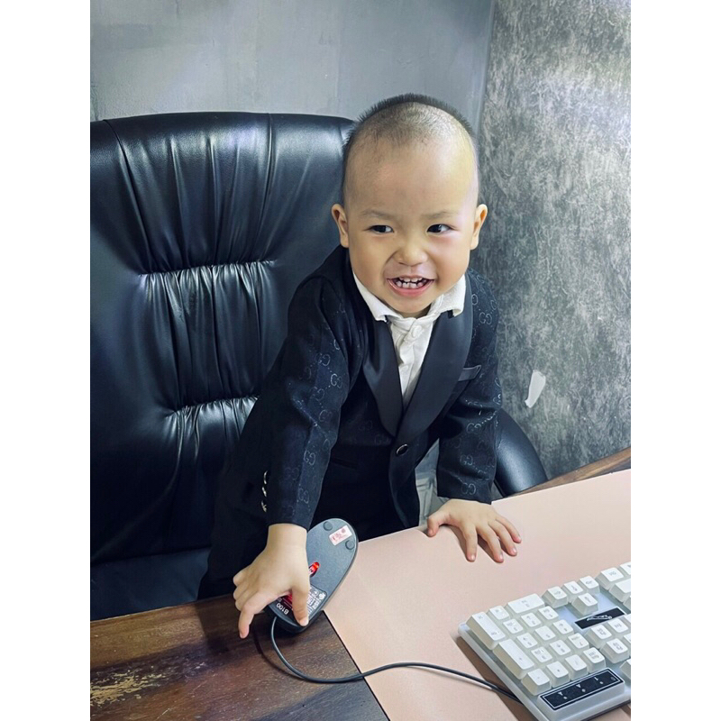 Áo vest bé trai in hình cực sang cho bé