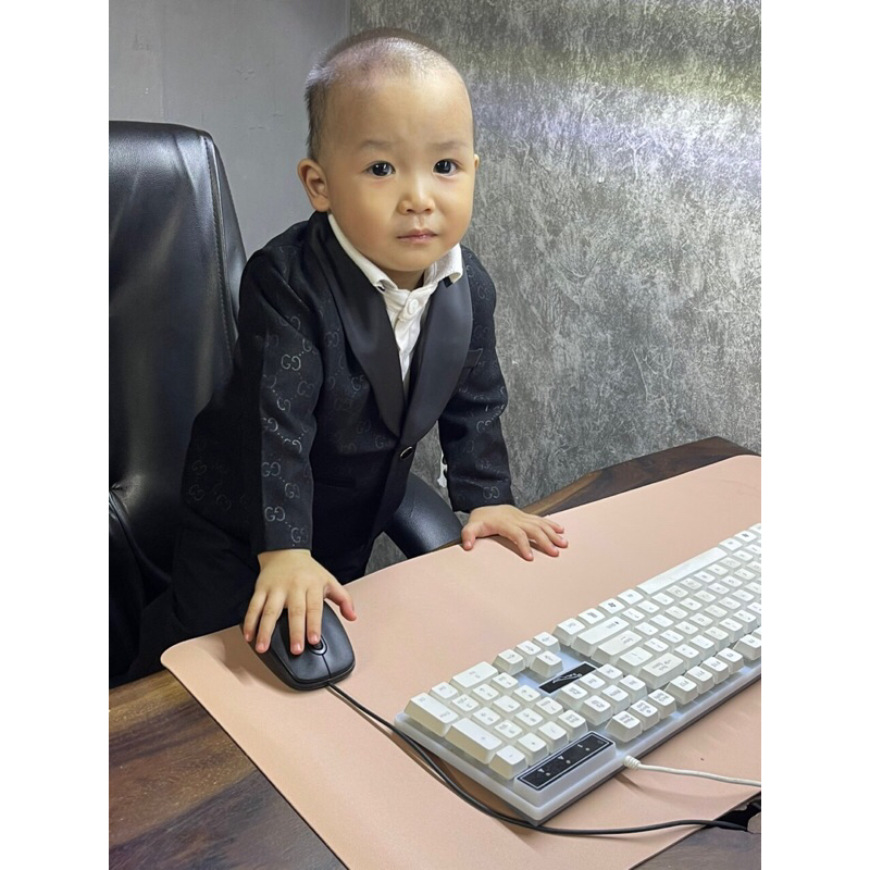 Áo vest bé trai in hình cực sang cho bé