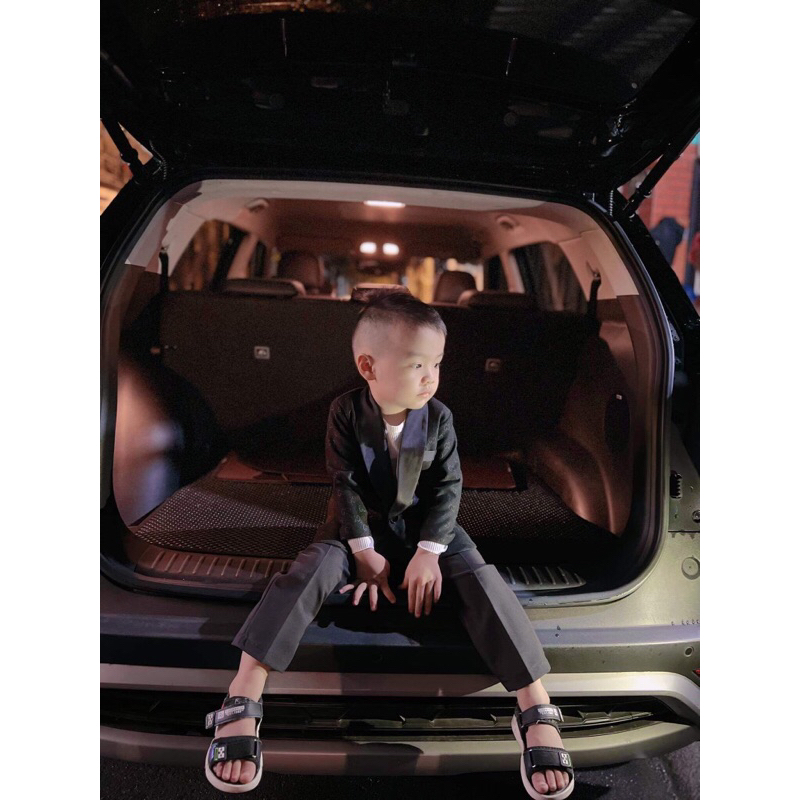 Áo vest bé trai in hình cực sang cho bé