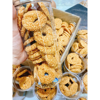 50k hủ 200g bánh vòng mè nhỏ