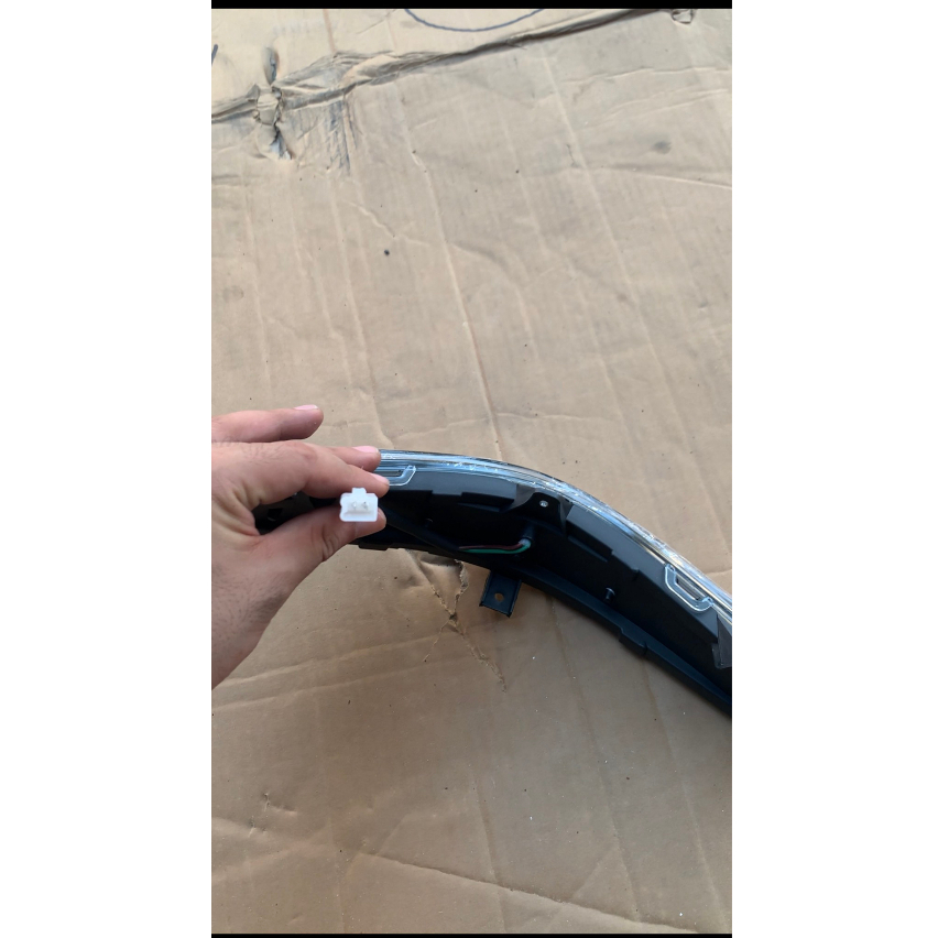 Đèn demi lắp đầu xe điện Gogo Cross