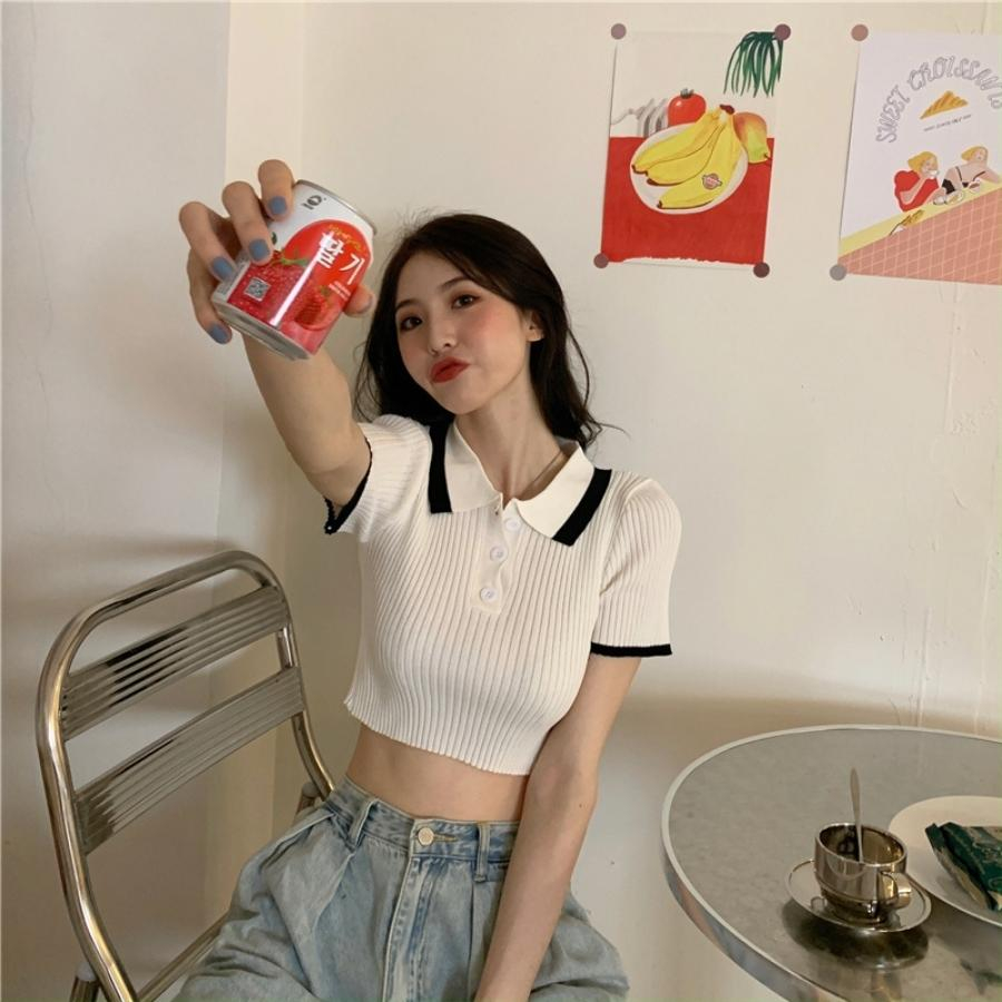 Áo croptop polo nữ cổ v tay ngắn kiểu ôm tay phồng trễ vai LAVAMO CT031