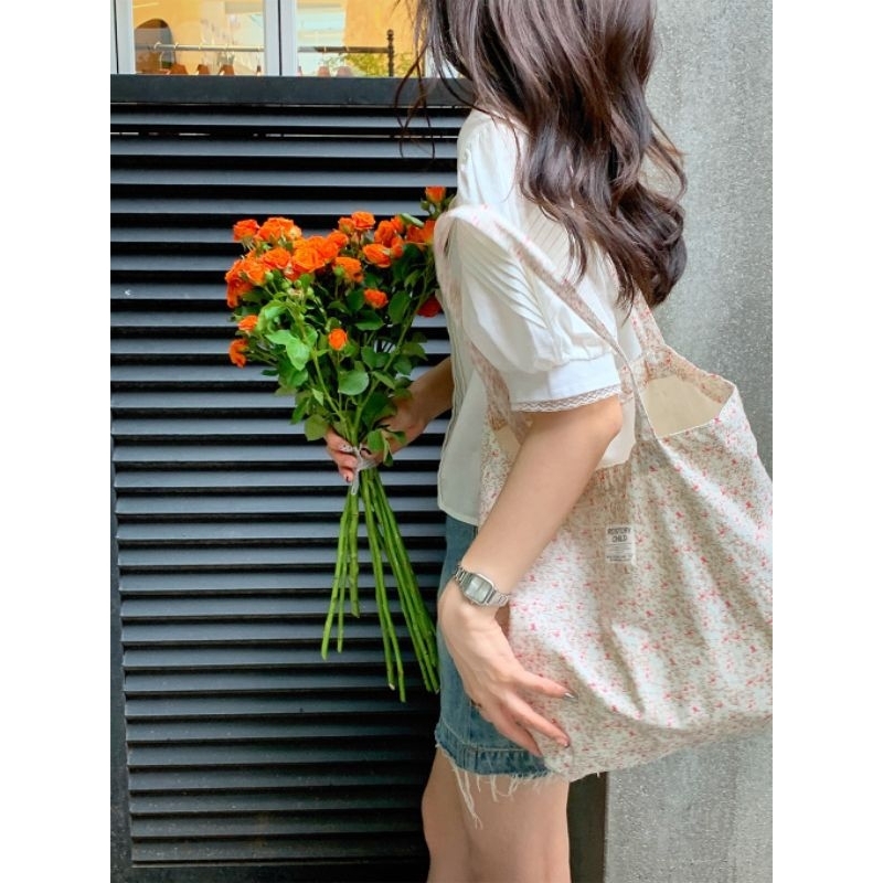 (CÓ SẴN) Túi vải cotton mỏng nhẹ, may 2 lớp đeo vai hoạ tiết hoa nhí Vintage Phong cách Hàn Quốc (41 x 40cm) | BigBuy360 - bigbuy360.vn