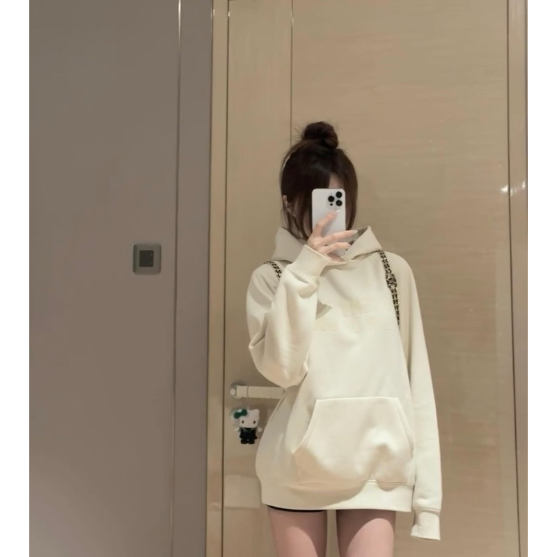 Áo Hoodie dập chữ nổi (Form bé nên upsize lên nha các tình iu)
