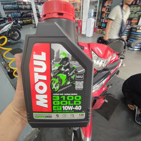 Dầu nhớt xe số MOTUL 3100 GOLD 4T 10W40 SM/SL MA2 1L