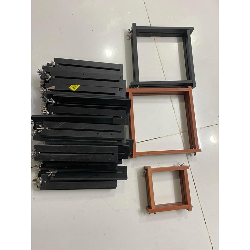 Khuôn cell 10x10 cell 18650 phím 10cm 5x5cell