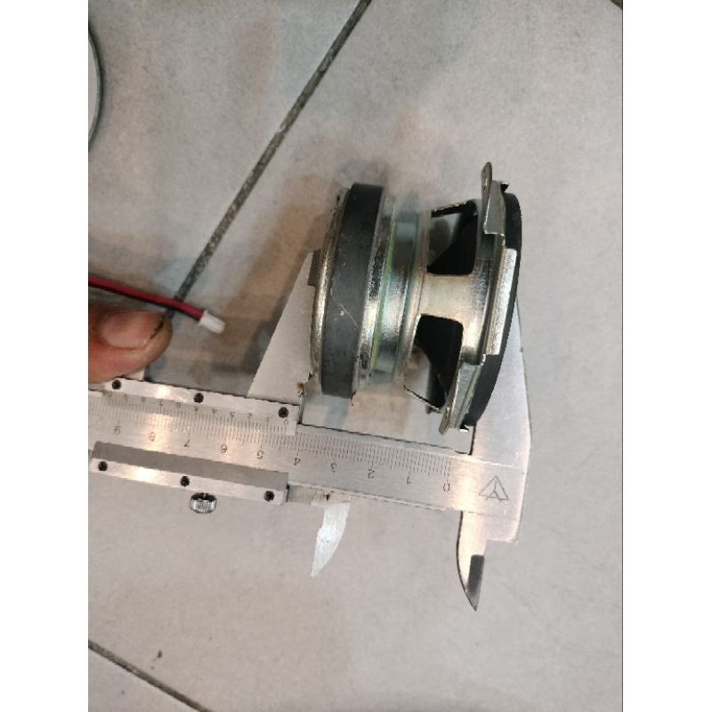 CỦ XÁC LOA MIDBASS YAMAHA VUÔNG VÀ TRÒN DÀNH KHUNG XƯƠNG TỪ NAM CHÂM CÒN RẤT ĐẸP VỀ CHO ANH EM THỢ XỬ LÝ NHA