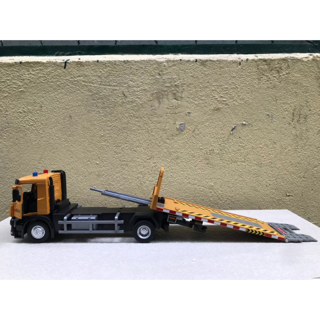 Mô hình xe tải Thớt cứu hộ 1:24