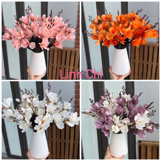 Bình hoa diên vỹ trang trí (Set gồm 4 cành hoa+1 bình nhựa cứng)-Hoa giả