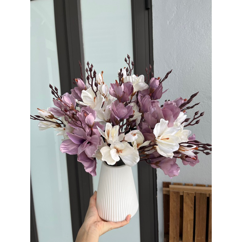 Bình hoa diên vỹ trang trí -Hoa giả