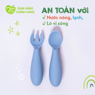 Bộ thìa nĩa silicon cao cấp Mămmy Baby Spoon & Fork Set thiết kế vừa vặn với tay bé, hỗ trợ bé tập cầm nắm, tập xúc ăn