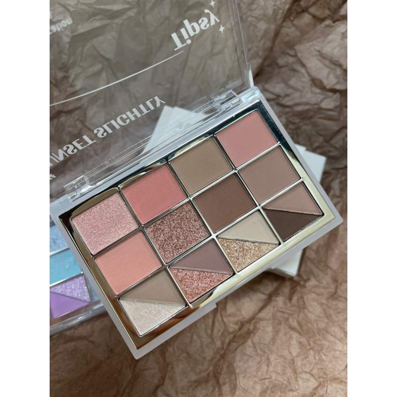 BẢNG PHẤN MẮT HOLD LIVE 16 Ô