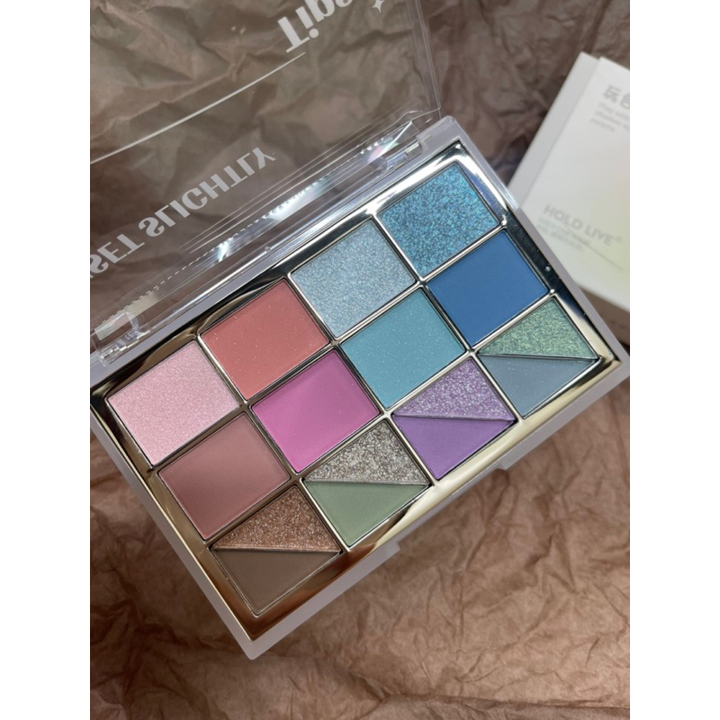 BẢNG PHẤN MẮT HOLD LIVE 16 Ô