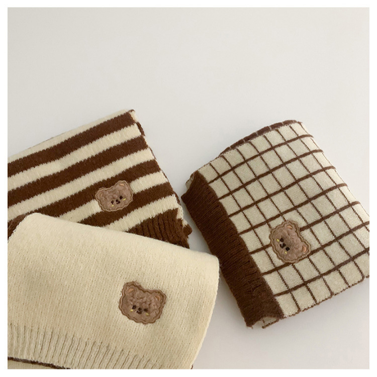 Khăn quàng cổ len mã T18 phong cách Hàn Quốc đính mặt gấu dành cho bé trai bé gái mùa đông 2024 quà tăng giáng sinh