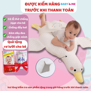Gối vịt nằm sấp cho em bé, gối vịt trắng nằm sấp chống đầy hơi cho bé Baby And Me