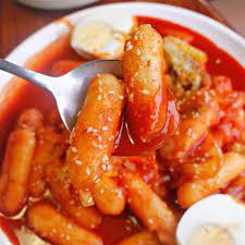 Bánh gạo Hàn Quốc nhân phomai 400g kèm sốt