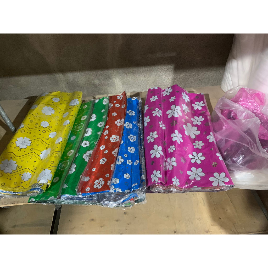XẢ HÀNG 50 TỜ GIẤY KIẾNG GÓI QUÀ