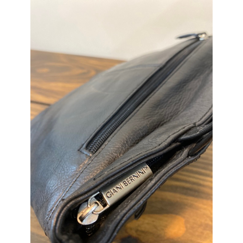 Túi tote da thật vintage si hiệu Giani Bernini màu đen - secondhand
