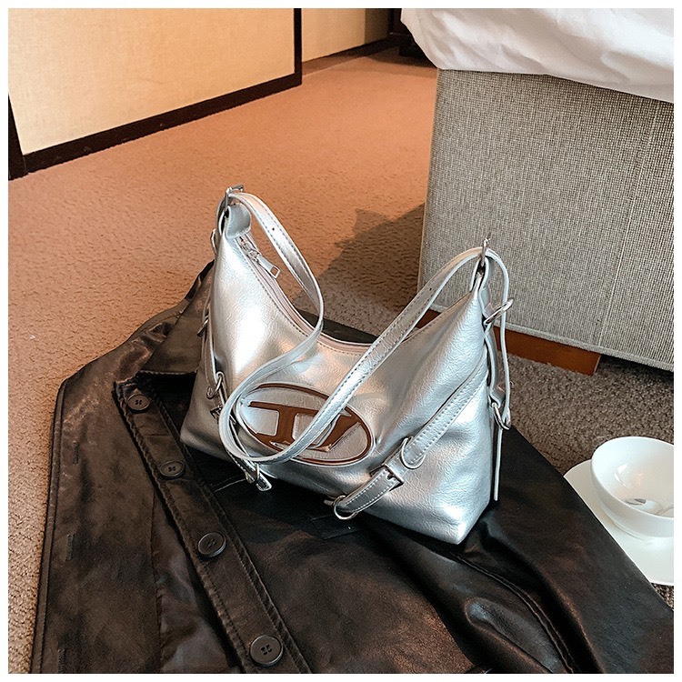 Túi xách nữ đeo chéo, túi đeo vai nữ da mềm phong cách cá tính chữ D hottrend LUNA STORE BAG