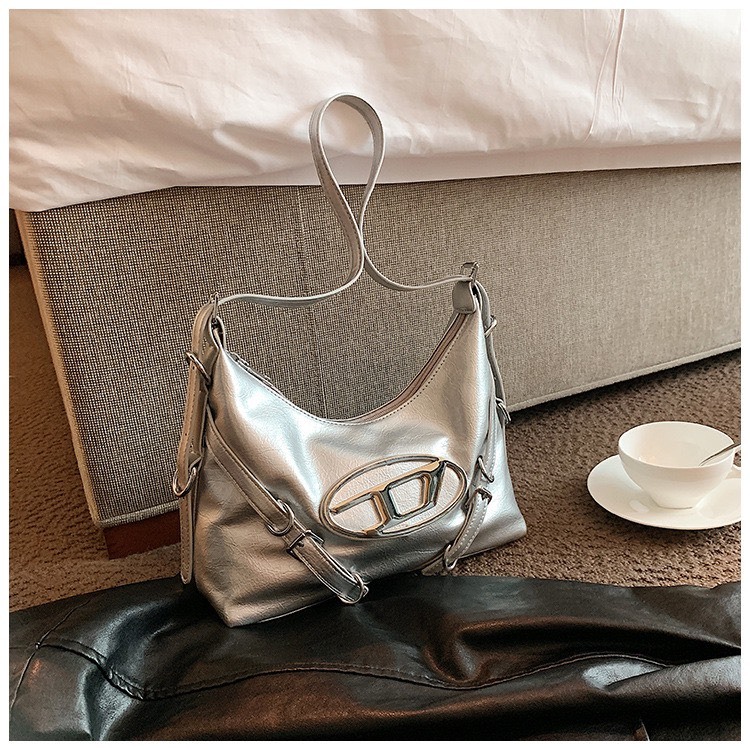 Túi xách nữ đeo chéo, túi đeo vai nữ da mềm phong cách cá tính chữ D hottrend LUNA STORE BAG