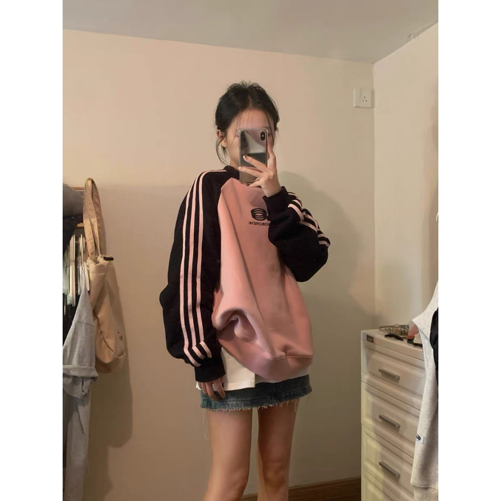 Áo nỉ bông sweater màu hồng đen phối sọc thể thao tay bồng form rộng