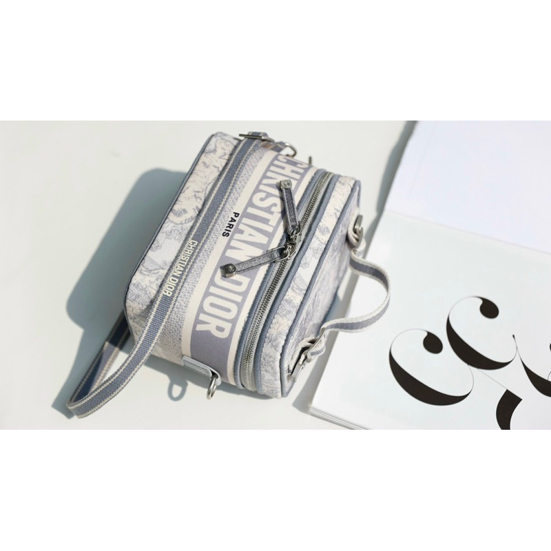 DIOR VANITY BLUE SUPER FULLBOX SEAL