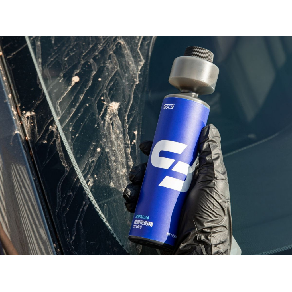 Nước Rửa Kính Chắn Gió Xe Ô Tô SGCB Tạo Bóng Và Sạch Vết Bẩn 270ML SGFA024