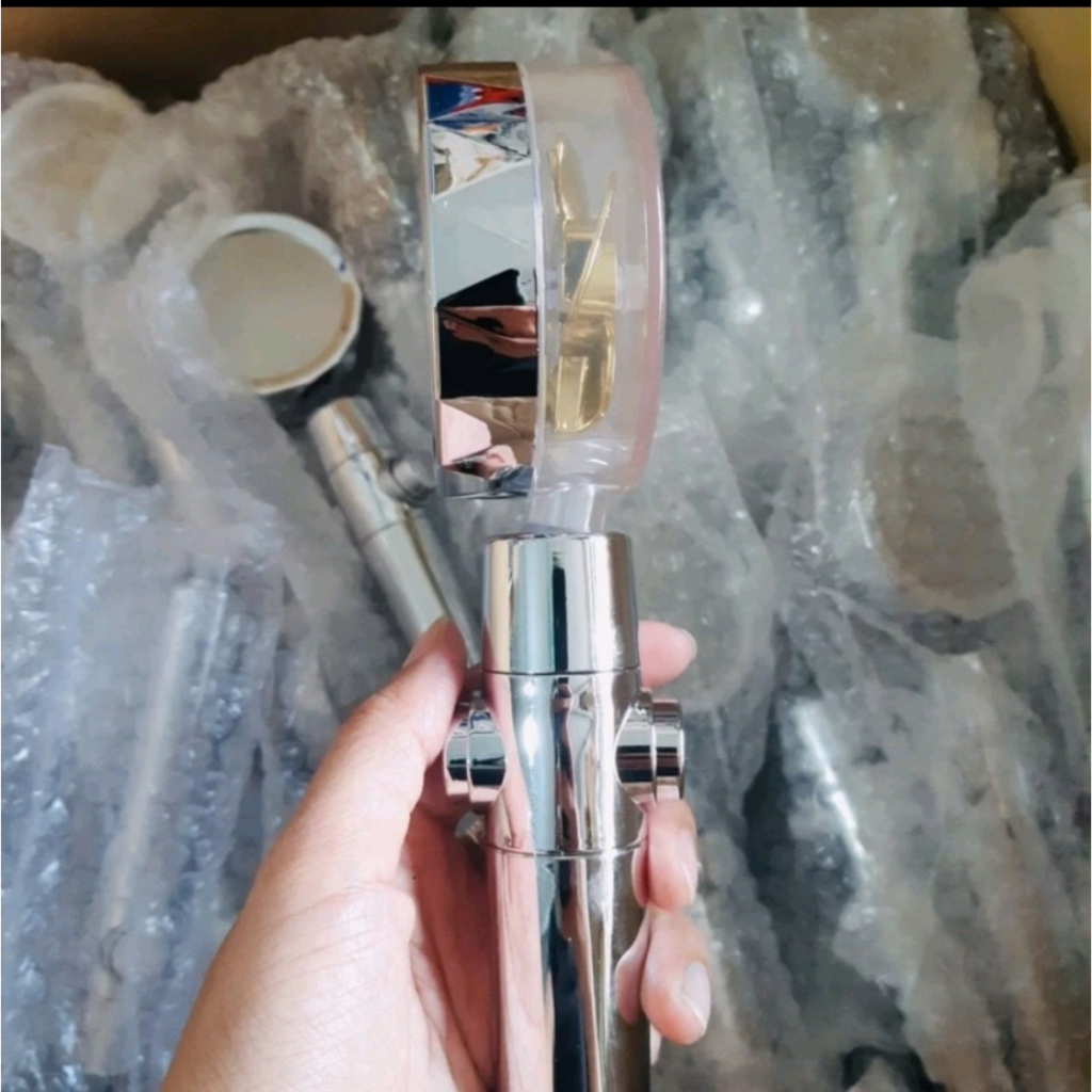 Bát sen tăng áp , vòi sen cánh quạt có công tắc bật tắt ở tay