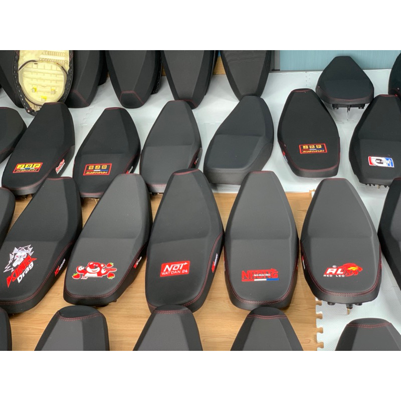 Vỏ Bọc Yên Xe Máy,Xe Ga ,Da Yên Chữ Thêu, Ép Nhiệt..Hàng Chất Lượng Cao