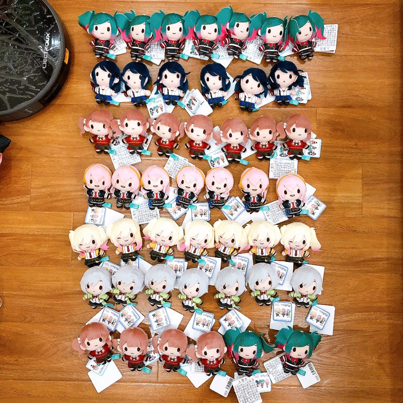 Móc khoá MIKU leo/need ver 1,2 nhồi bông hàng chính hãng