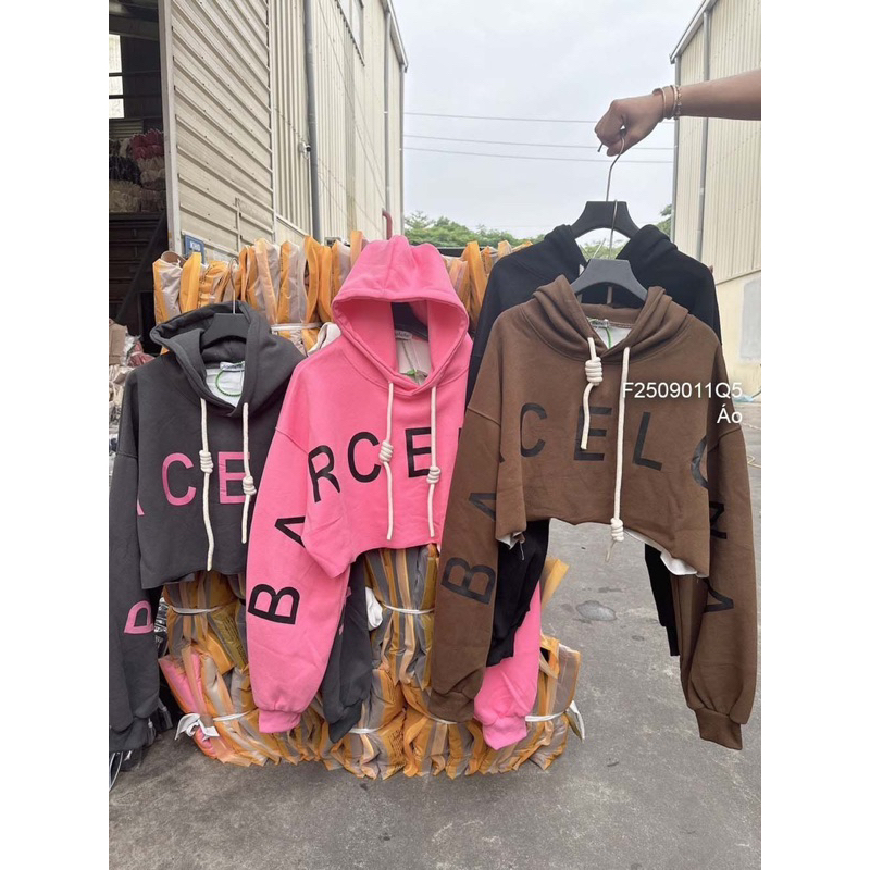 Áo khoác hoodie nỉ croptop tay dài bo có nón in chữ hàng Quảng Châu