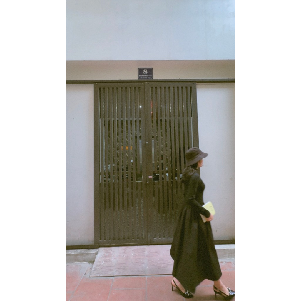 VÁY DÀI TAY DÁNG XÒE