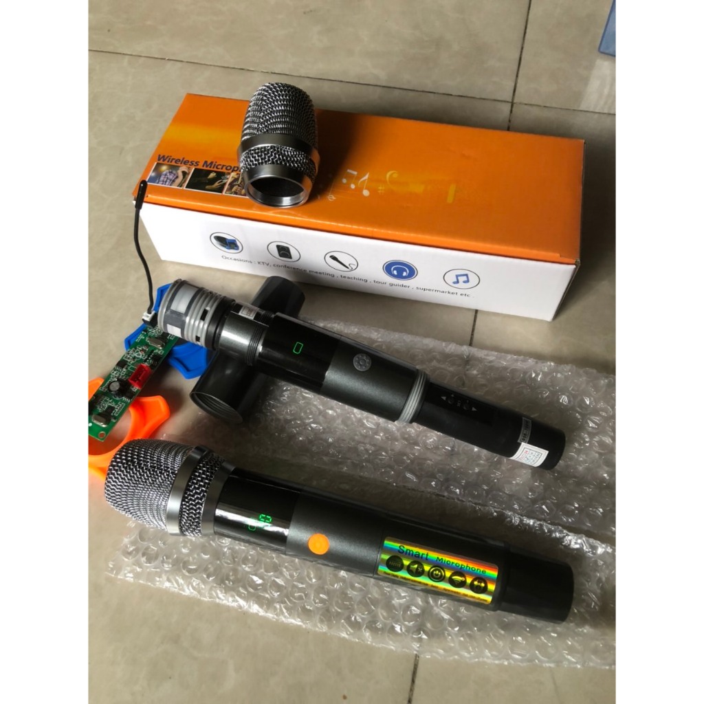 Micro loa kéo hợp kim 2 màng hình UHF chóng hú rất tốt