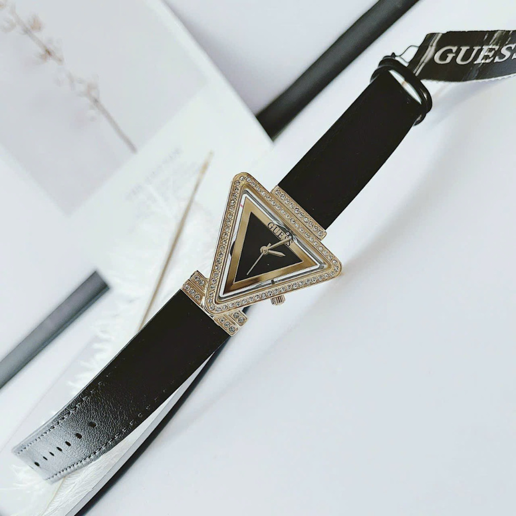Đồng Hồ Nữ Guess Mặt Tam giác GW0504L3 GW0504L5 Dây Da, Vỏ Đính Hạt - Size 34mm