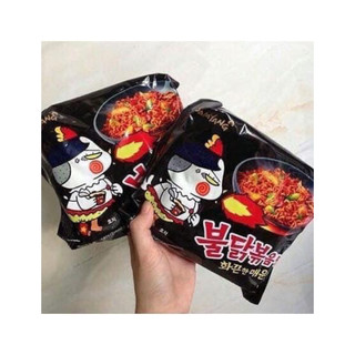 Mì cay Samyang đen Hàn Quóc giá 28k/1 gói 140gr