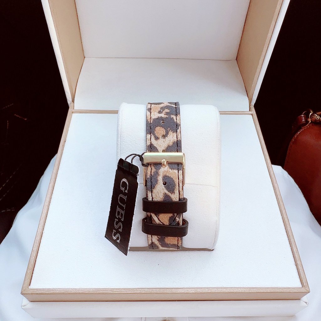 Đồng Hồ Nữ Guess Mặt Tam giác GW0504L3 GW0504L5 Dây Da, Vỏ Đính Hạt - Size 34mm