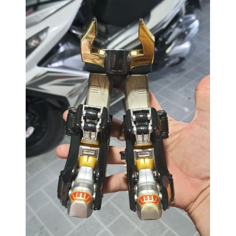 Mô hình đồ chơi siêu nhân gao Gaoranger DX Bandai. gao bò tót DX Nhật.
